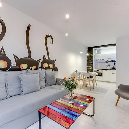 Nordbyhus Chmielna Park Apartmán *